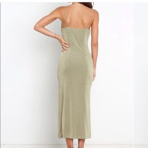 Petal and pup dress worn once! Light green and stretchy! Super cute!